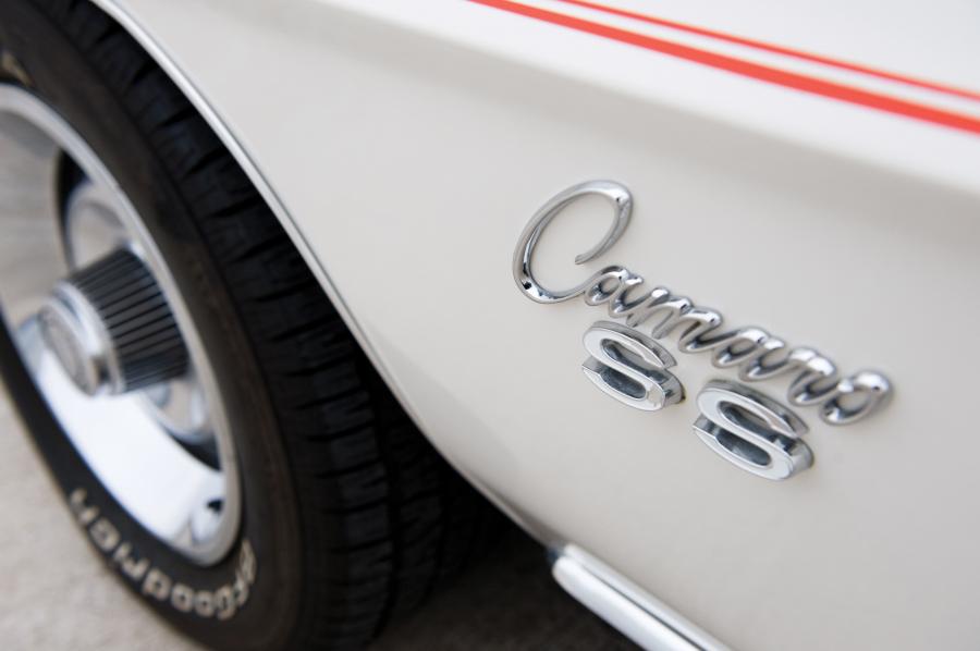 Chevrolet Camaro SS Indy 500 Pace Car Convertible 1969 года  (фото 12 из 18)